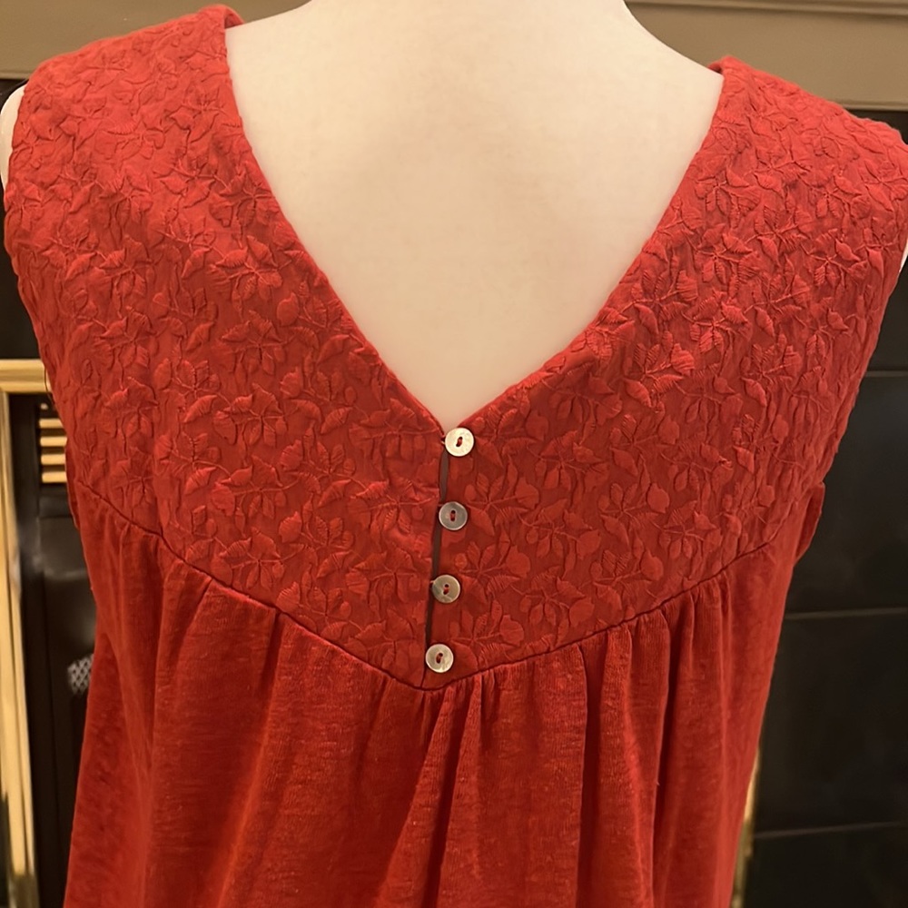 Rachel Ashwell v neck top - Picture 7 of 13